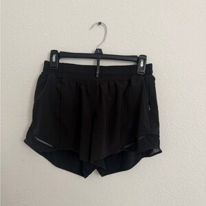 Lululemon Hotty Hot high rise lined shorts - 2.5 inch black sz 8